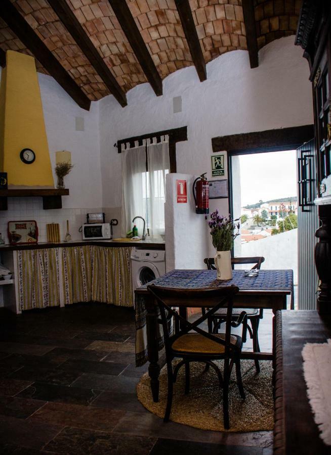 Mirador De Fuentes Pension Fuentes de León Buitenkant foto